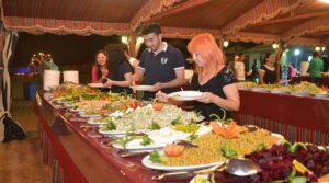 bbq-dinner-in-desert-safari